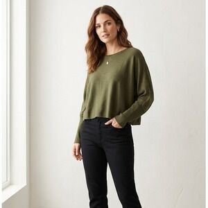 Cabi Relaxed Knit Crewneck Pullover Sweater Minimalist Earthy Academia Preppy